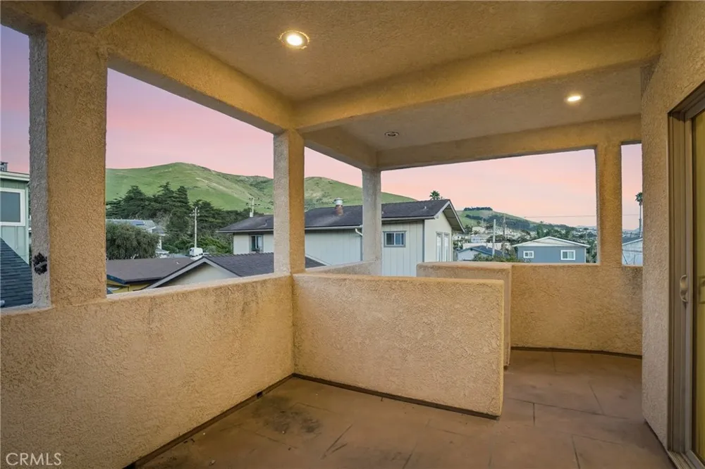 482 Yerba Buena Street Morro Bay, CA 93442