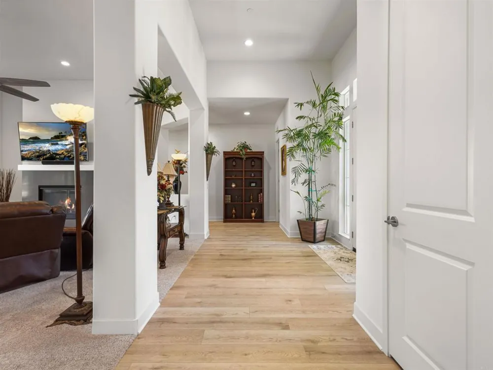29527 Viking View Lane Valley Center, CA 92082