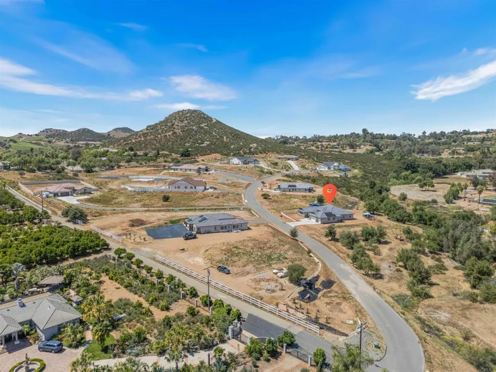 29527 Viking View Lane Valley Center, CA 92082