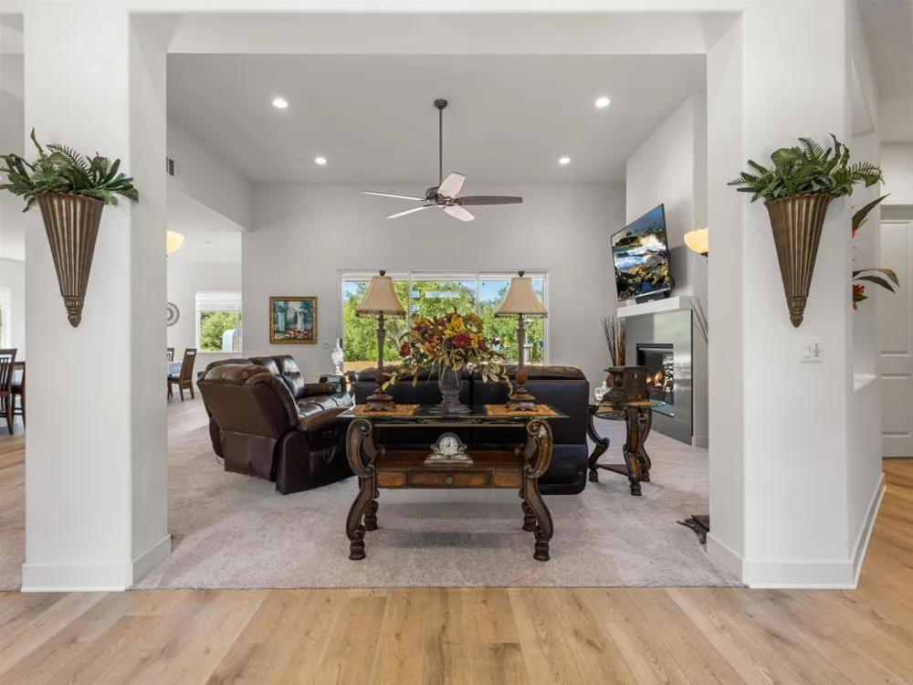 29527 Viking View Lane Valley Center, CA 92082