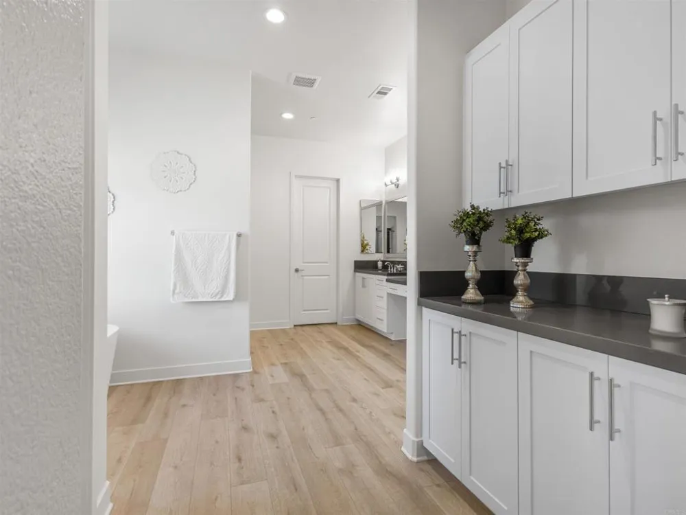 29527 Viking View Lane Valley Center, CA 92082