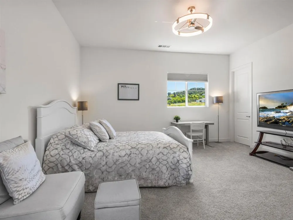 29527 Viking View Lane Valley Center, CA 92082