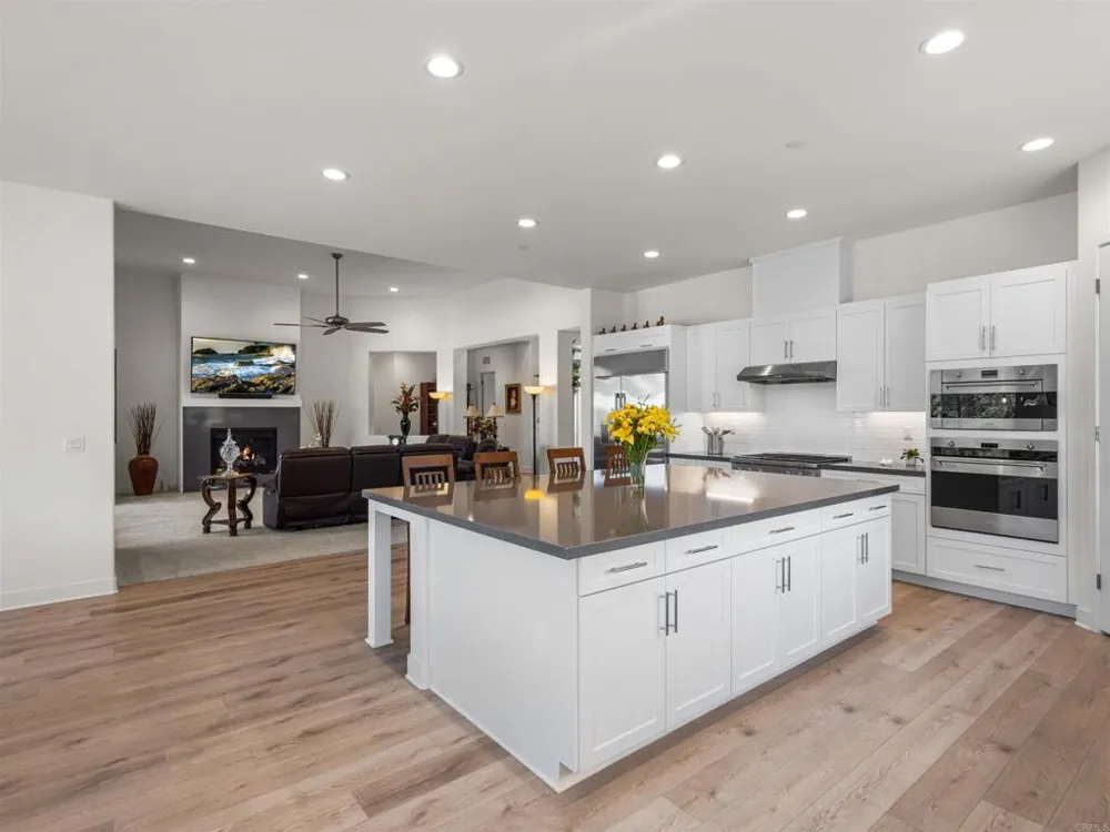 29527 Viking View Lane Valley Center, CA 92082