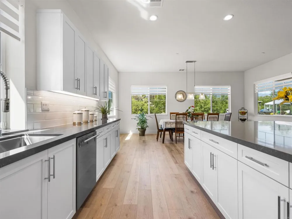 29527 Viking View Lane Valley Center, CA 92082