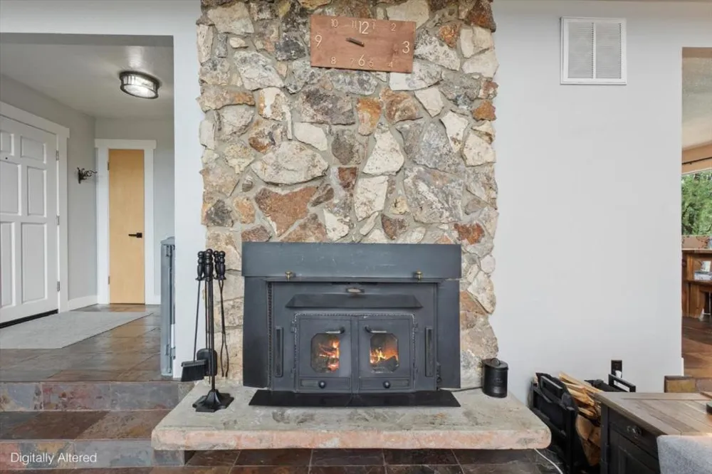 19754 Solus Campground Road Lakehead, CA 96051
