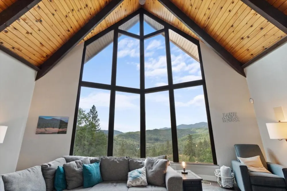 19754 Solus Campground Road Lakehead, CA 96051