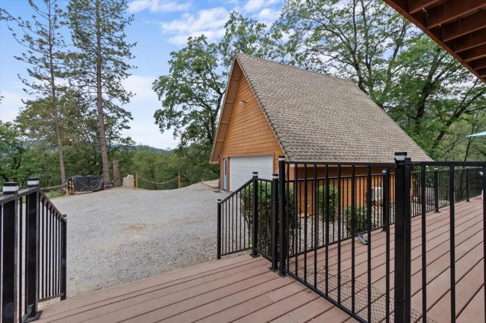 19754 Solus Campground Road Lakehead, CA 96051
