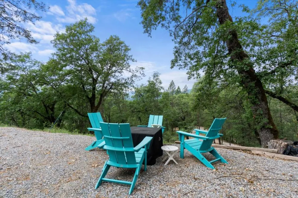 19754 Solus Campground Road Lakehead, CA 96051