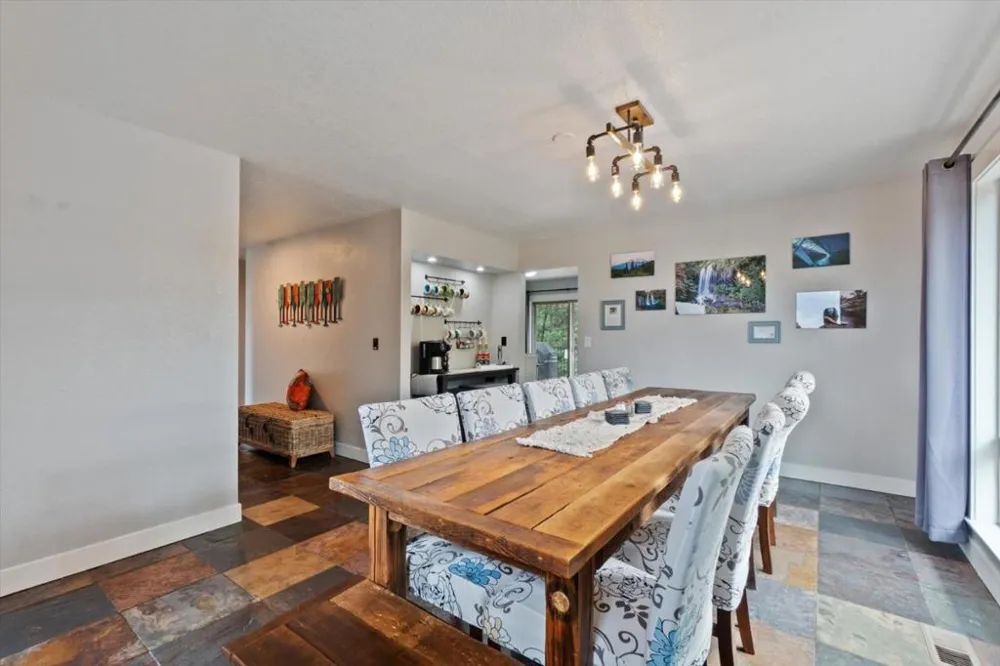 19754 Solus Campground Road Lakehead, CA 96051