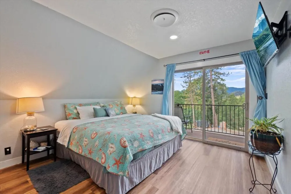 19754 Solus Campground Road Lakehead, CA 96051