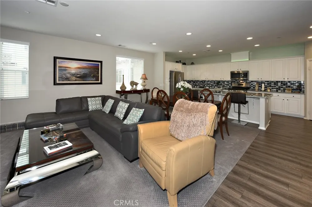 443 Stratus Lane #4 Simi Valley, CA 93065