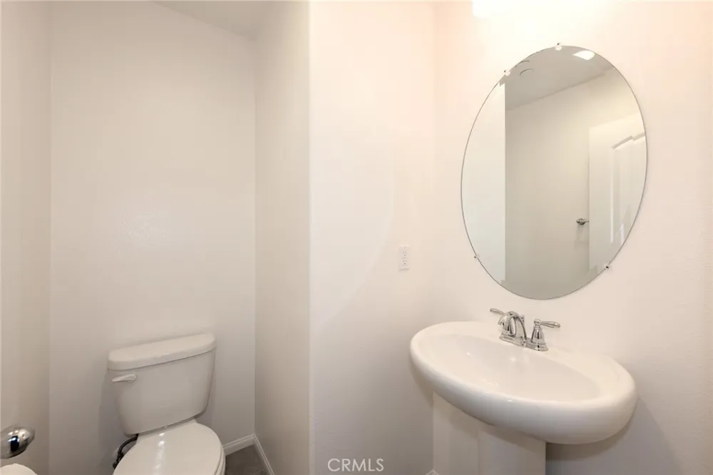 443 Stratus Lane #4 Simi Valley, CA 93065