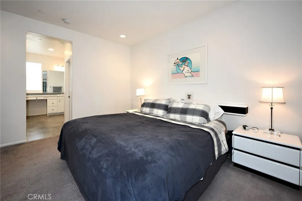 443 Stratus Lane #4 Simi Valley, CA 93065