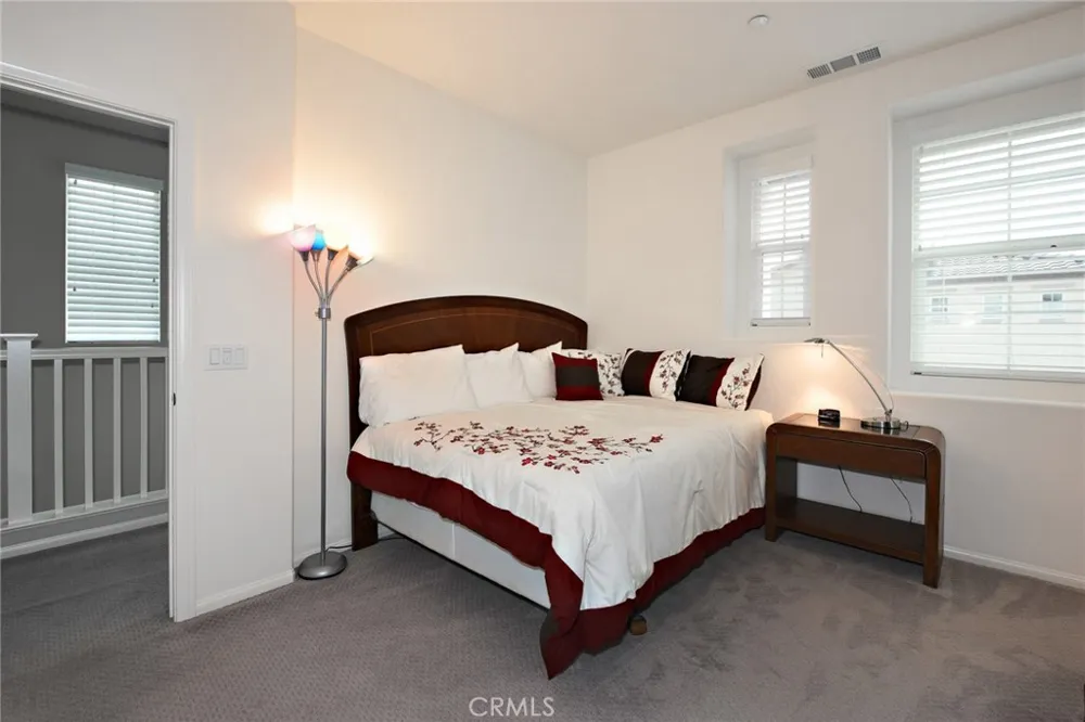 443 Stratus Lane #4 Simi Valley, CA 93065