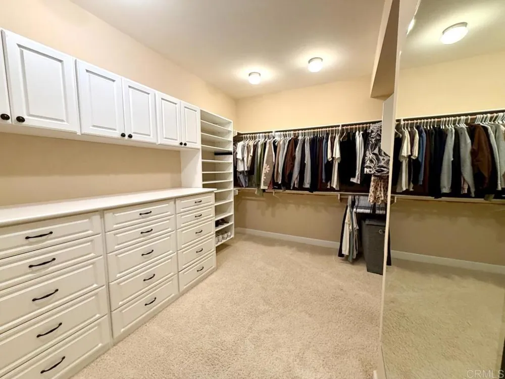 212 Helix Avenue Solana Beach, CA 92075