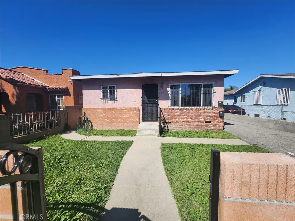 229 E 89th St Los Angeles, CA 90003