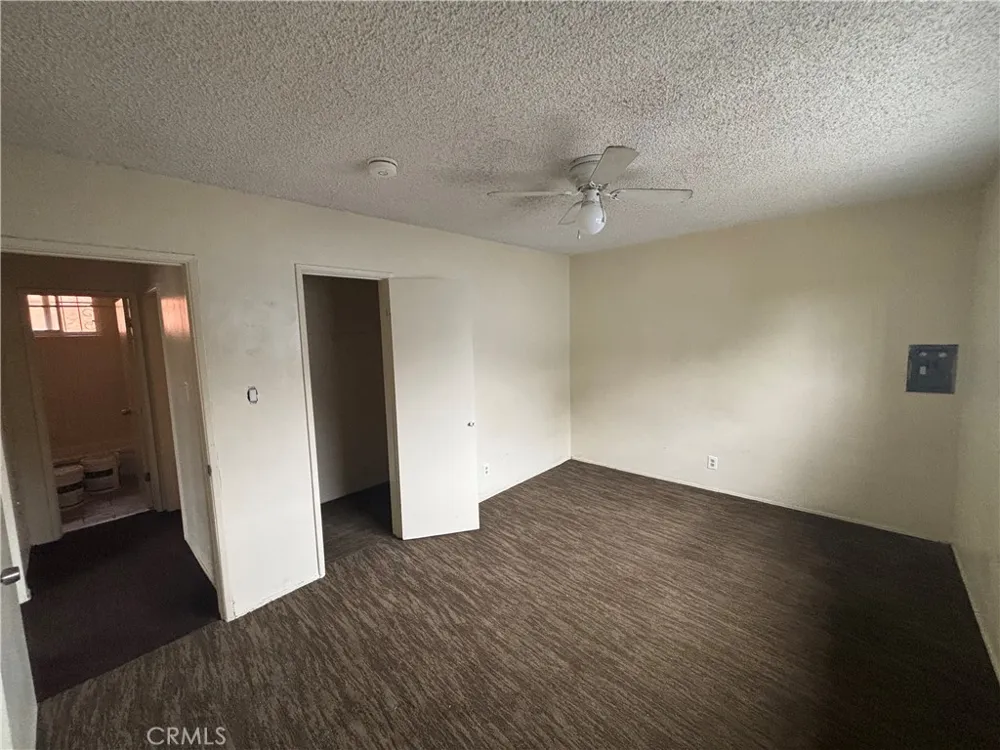 229 E 89th St Los Angeles, CA 90003