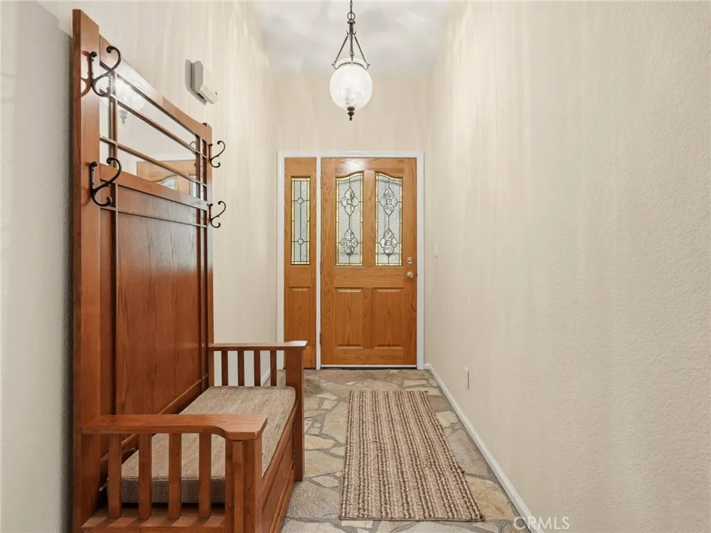 37927 China Creek Oakhurst, CA 93644