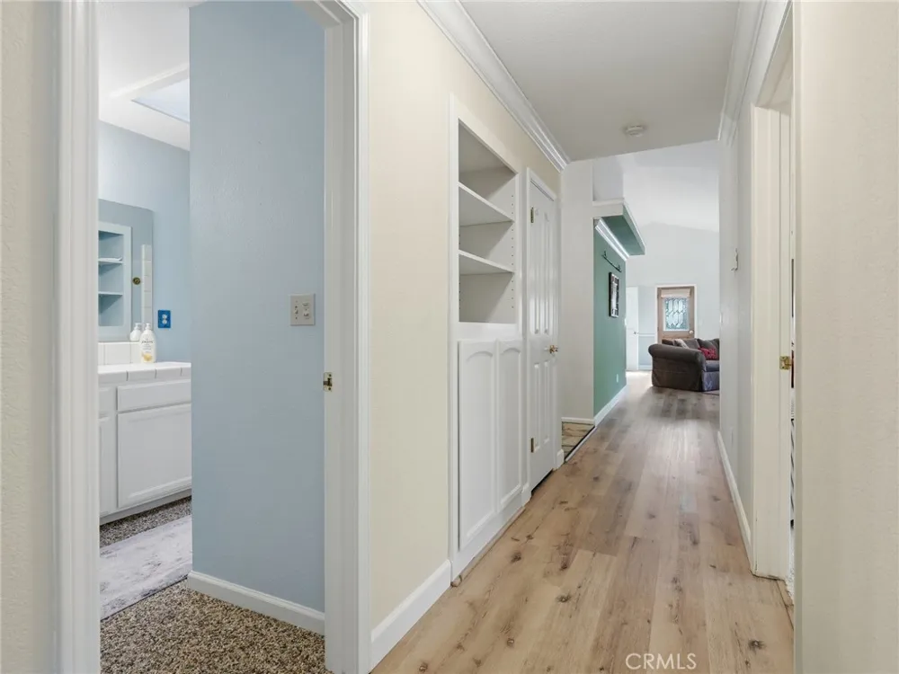 37927 China Creek Oakhurst, CA 93644