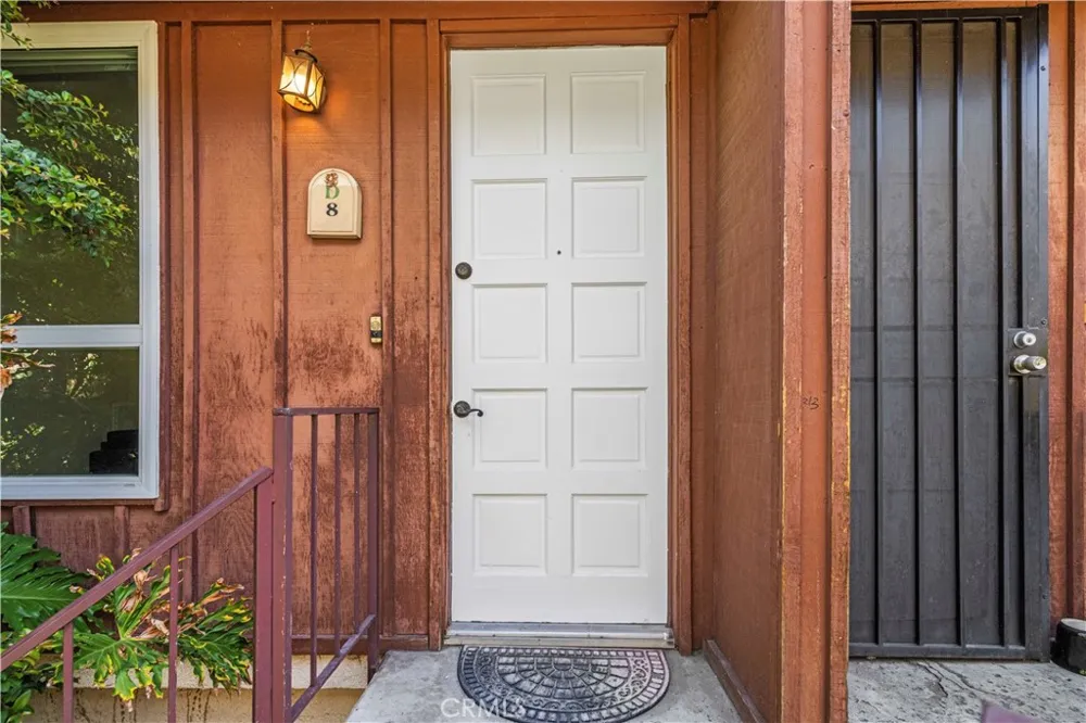 7320 Lennox Avenue #D8 Van Nuys, CA 91405