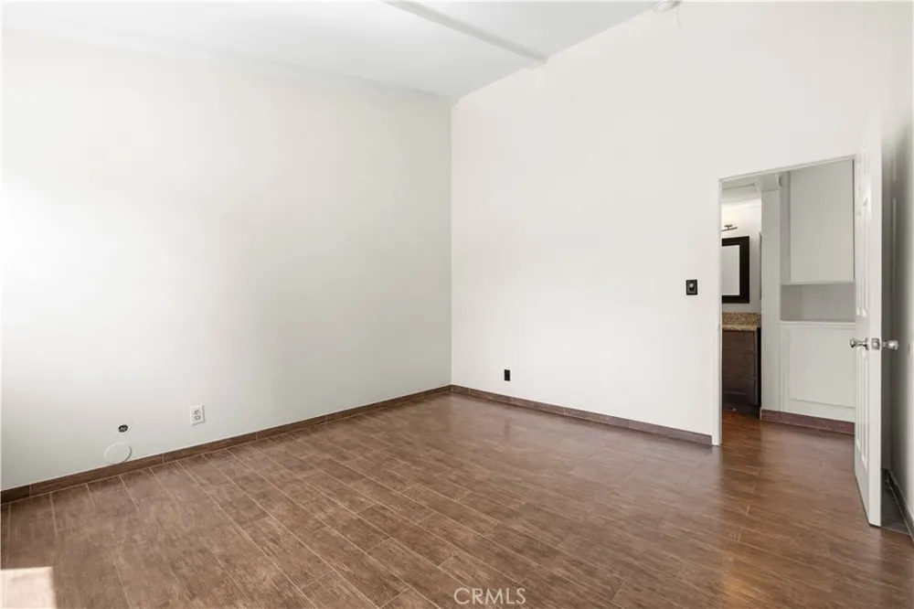 7320 Lennox Avenue #D8 Van Nuys, CA 91405