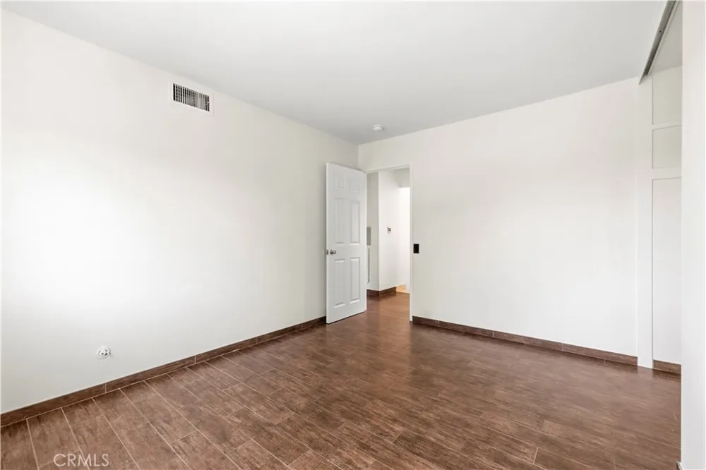 7320 Lennox Avenue #D8 Van Nuys, CA 91405
