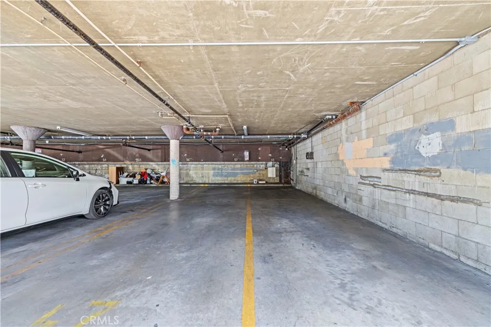 7320 Lennox Avenue #D8 Van Nuys, CA 91405