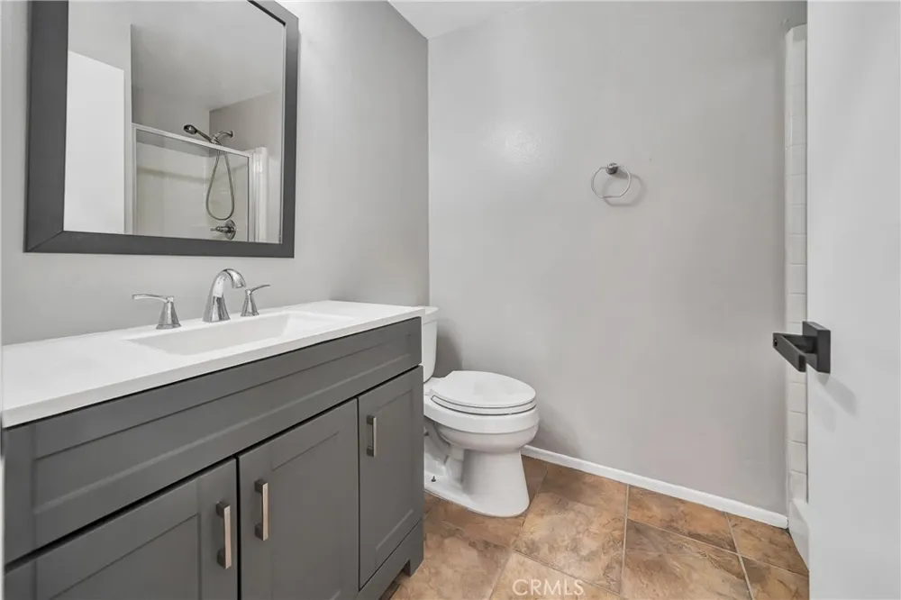 1222 W Avenue H7 Lancaster, CA 93534
