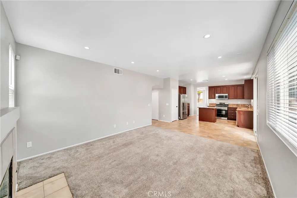 1222 W Avenue H7 Lancaster, CA 93534