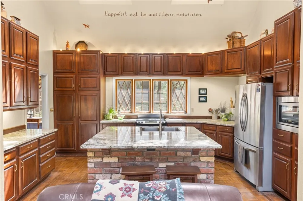 5555 Platt Mountain Forest Ranch, CA 95942