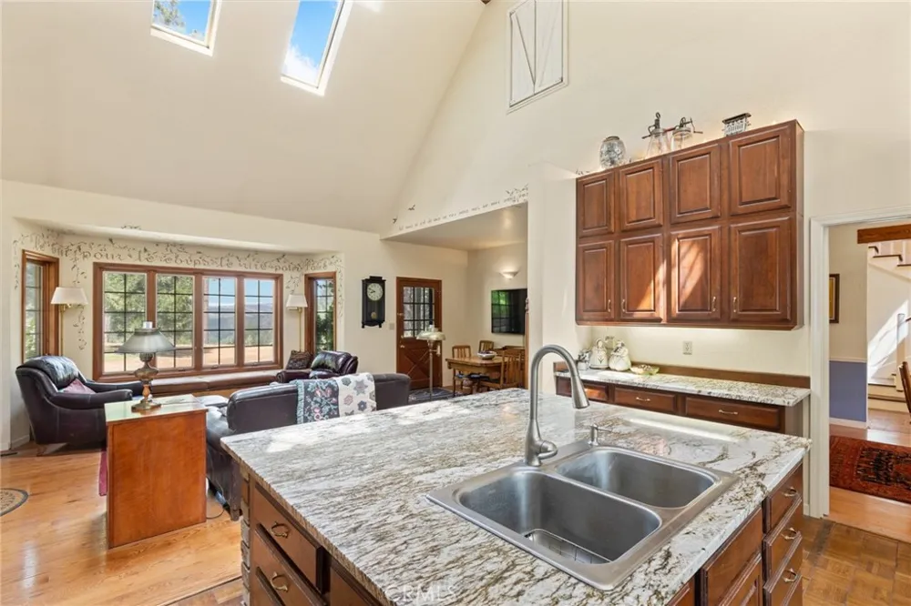 5555 Platt Mountain Forest Ranch, CA 95942