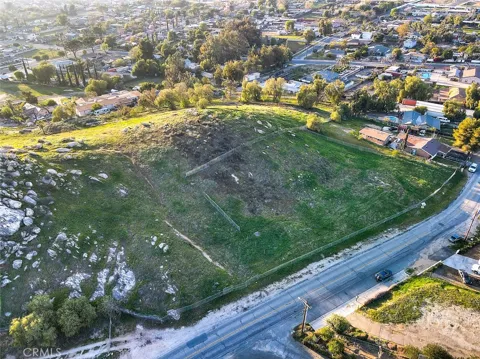 Norwood Ave, Riverside 92505