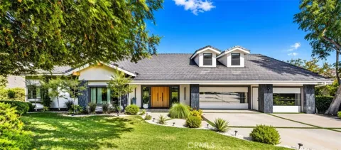 5001 Lakeview Canyon