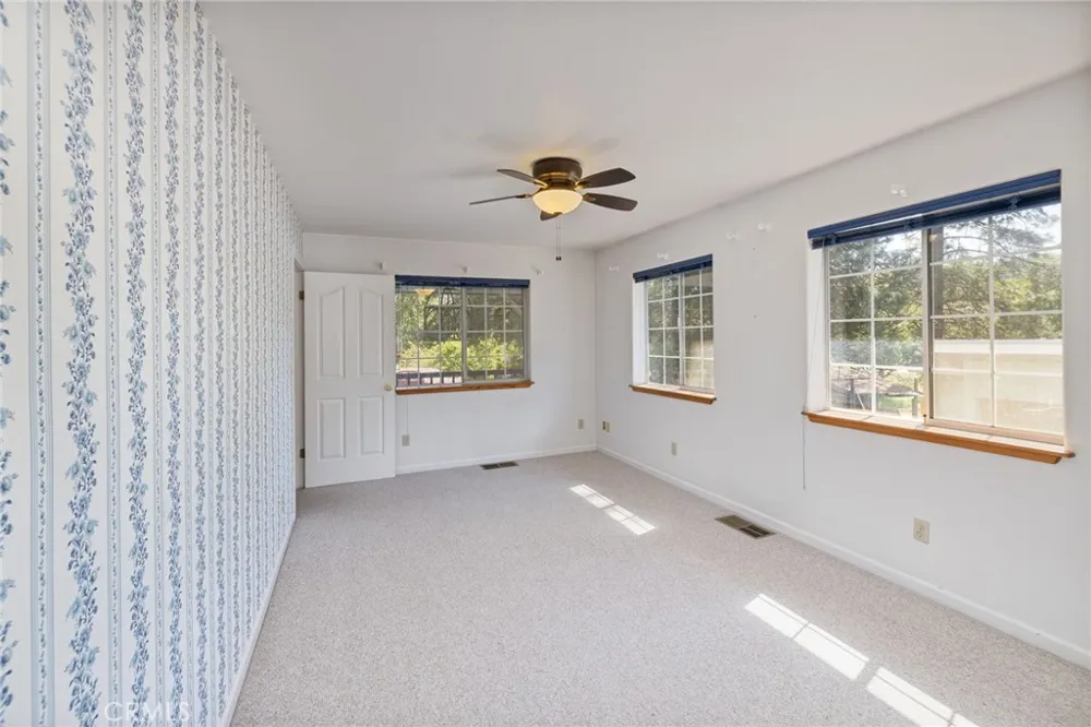 50711 Road 426 Oakhurst, CA 93644