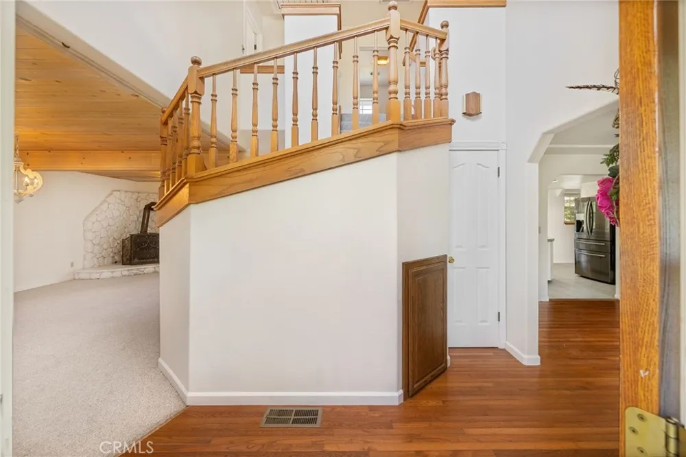 50711 Road 426 Oakhurst, CA 93644