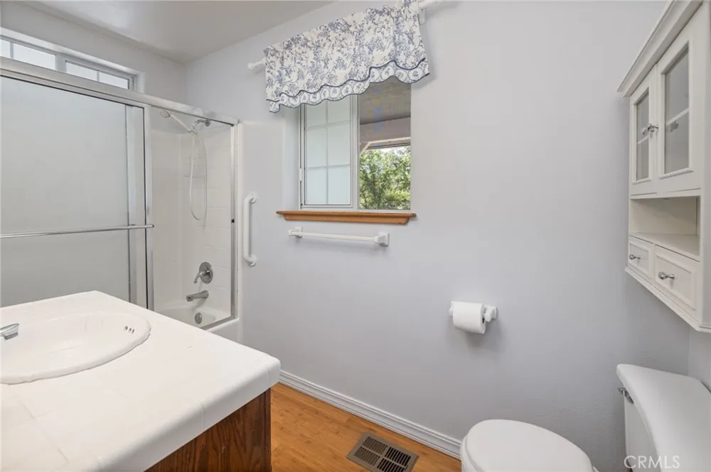 50711 Road 426 Oakhurst, CA 93644