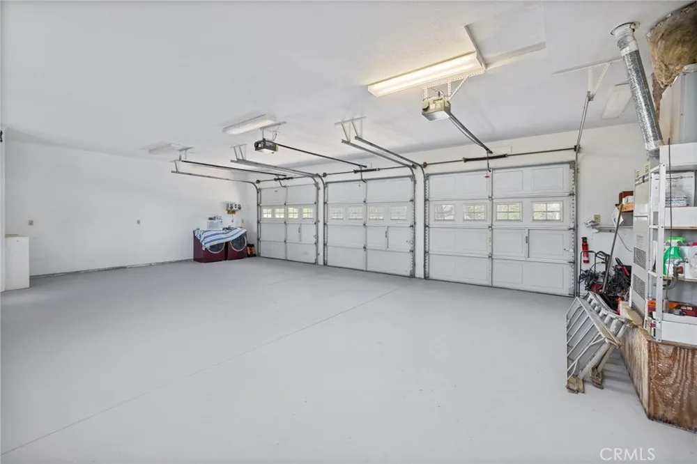50711 Road 426 Oakhurst, CA 93644