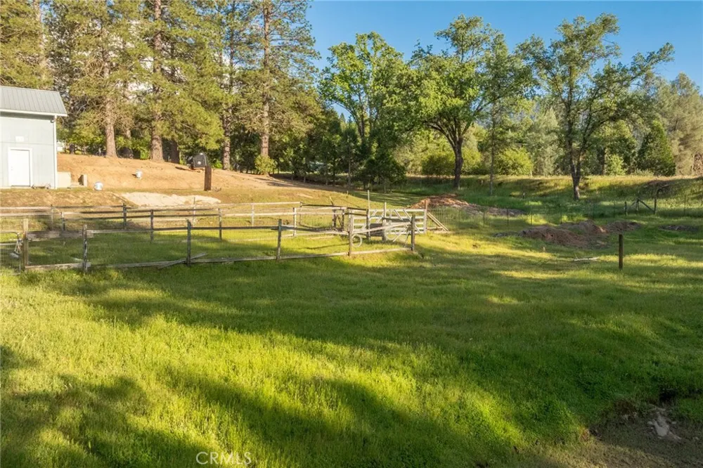 50711 Road 426 Oakhurst, CA 93644