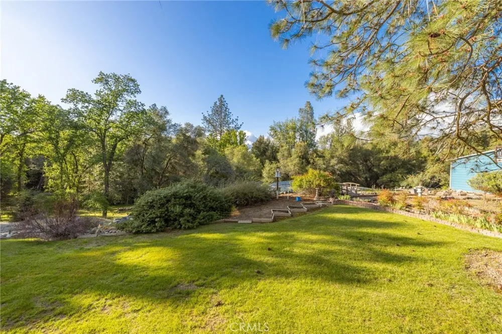 50711 Road 426 Oakhurst, CA 93644