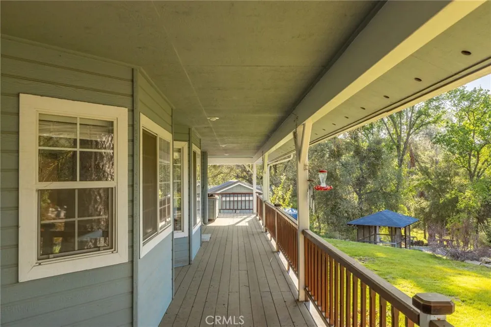50711 Road 426 Oakhurst, CA 93644