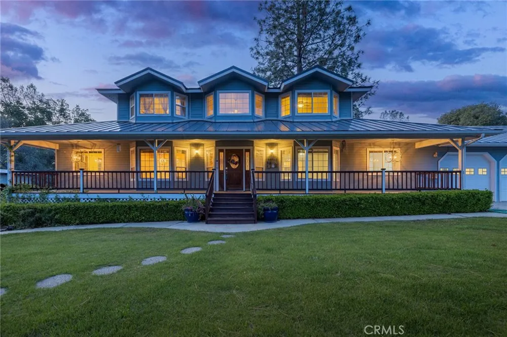 50711 Road 426 Oakhurst, CA 93644