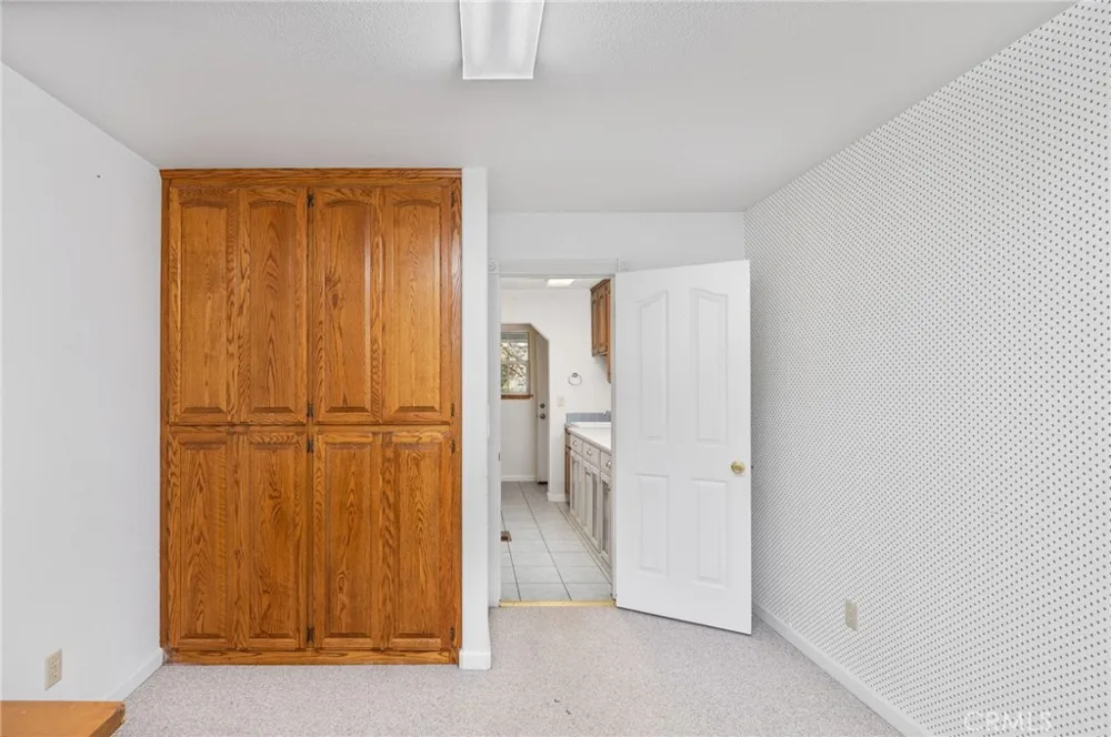 50711 Road 426 Oakhurst, CA 93644
