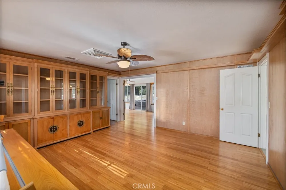 50711 Road 426 Oakhurst, CA 93644