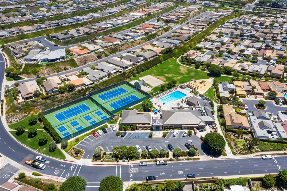 33611 Flying Jib Dana Point, CA 92629