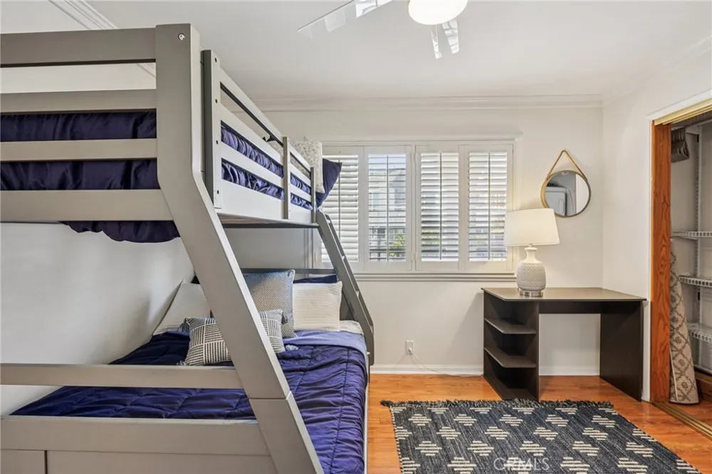 644 Manhattan Beach #10 Manhattan Beach, CA 90266