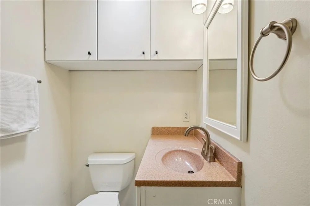 644 Manhattan Beach #10 Manhattan Beach, CA 90266