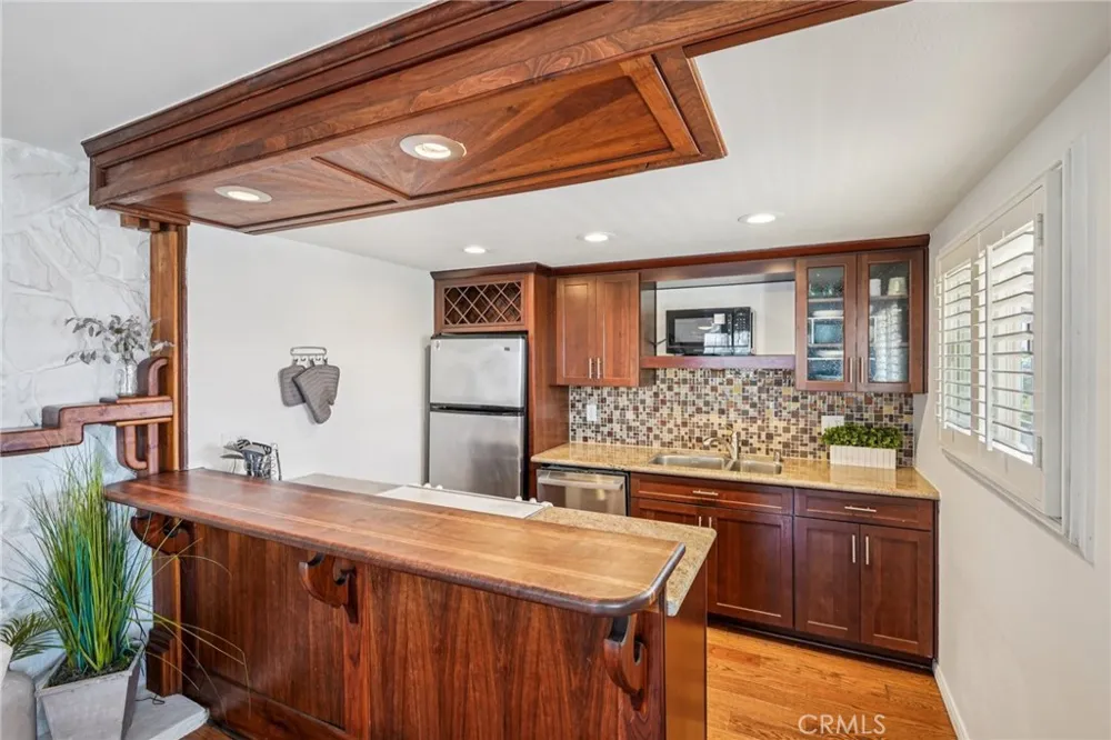 644 Manhattan Beach #10 Manhattan Beach, CA 90266
