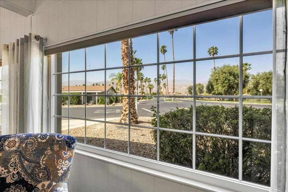 73450 Country Club Drive #18 Palm Desert, CA 92260