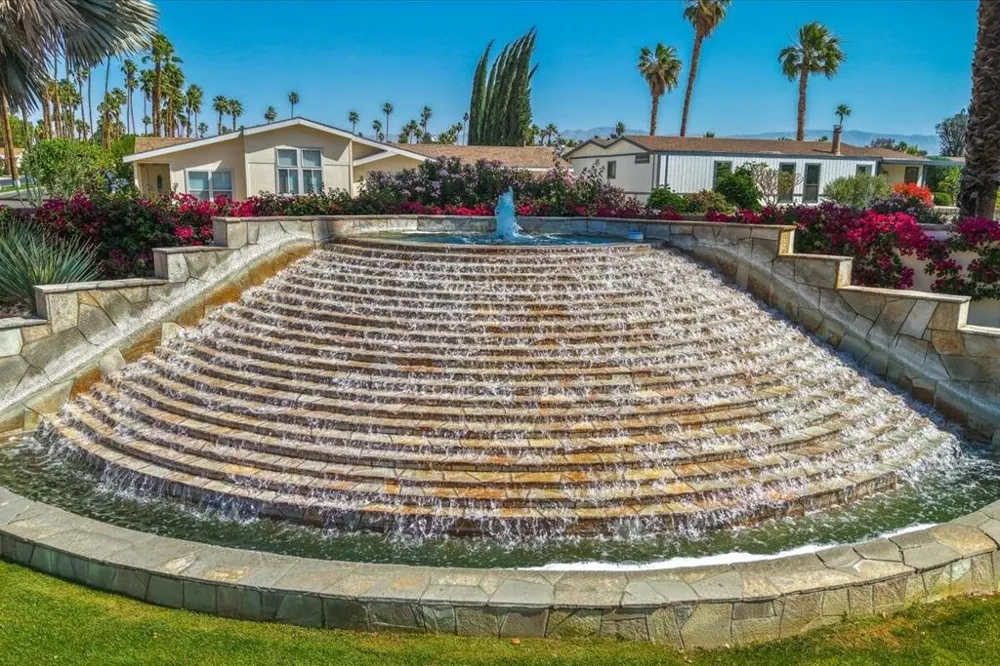 73450 Country Club Drive #18 Palm Desert, CA 92260