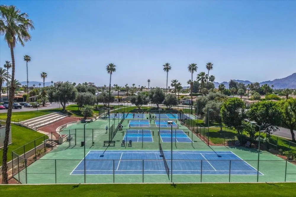 73450 Country Club Drive #18 Palm Desert, CA 92260